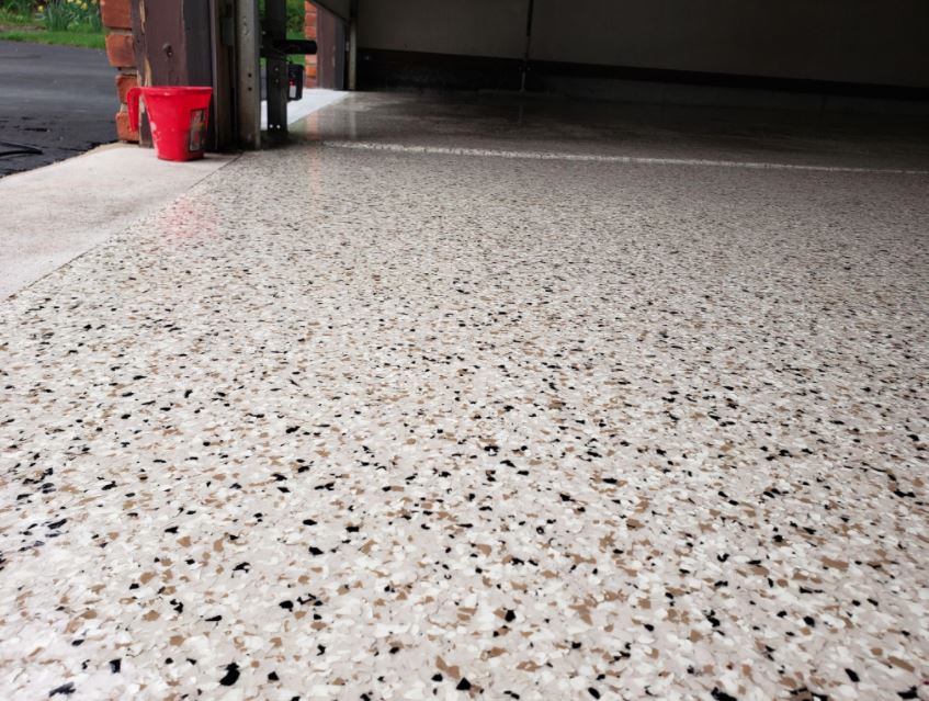 How Do Professionals Prevent Epoxy Floors from Yellowing?